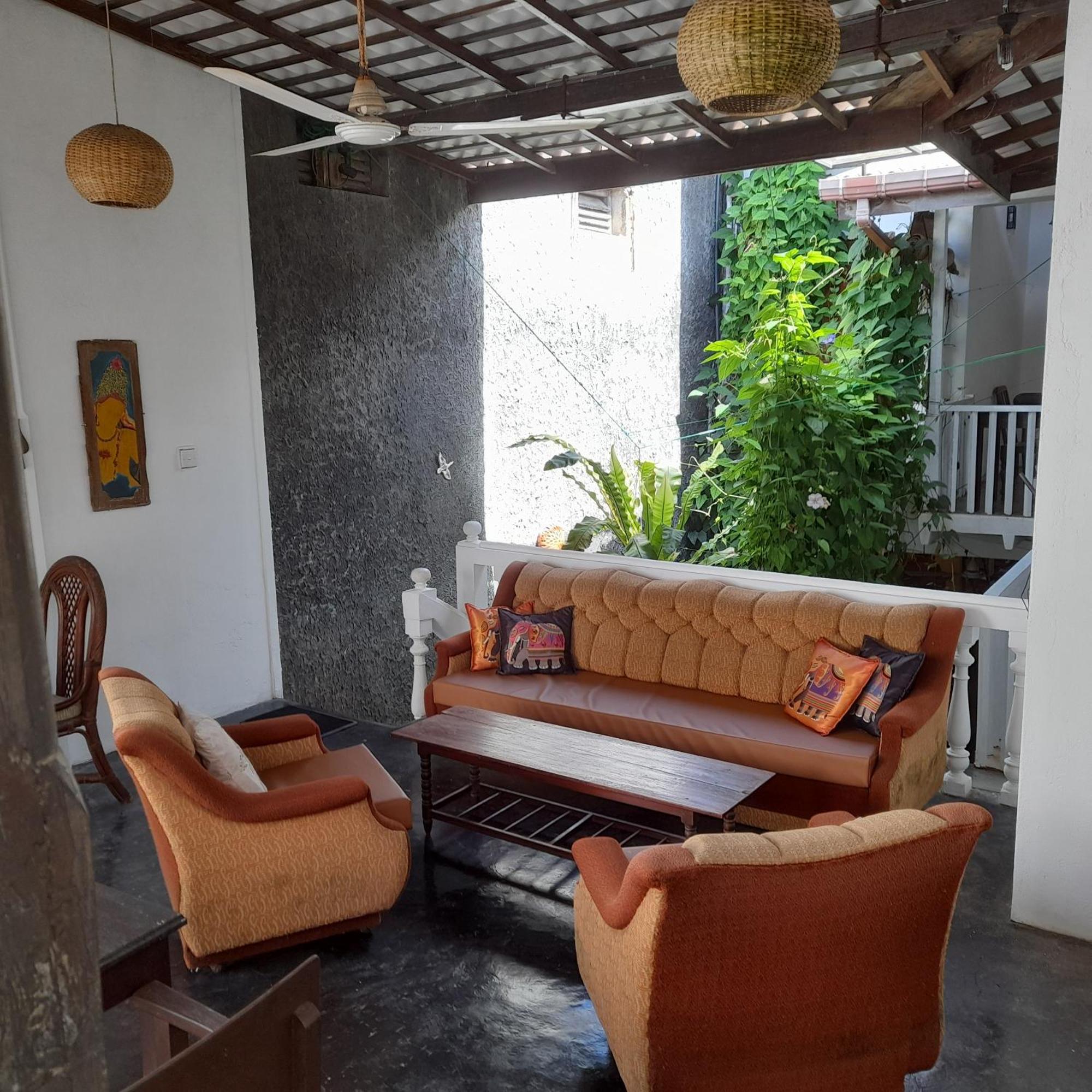 Shoba Traveller'S Tree Homes Stay 갈레 외부 사진